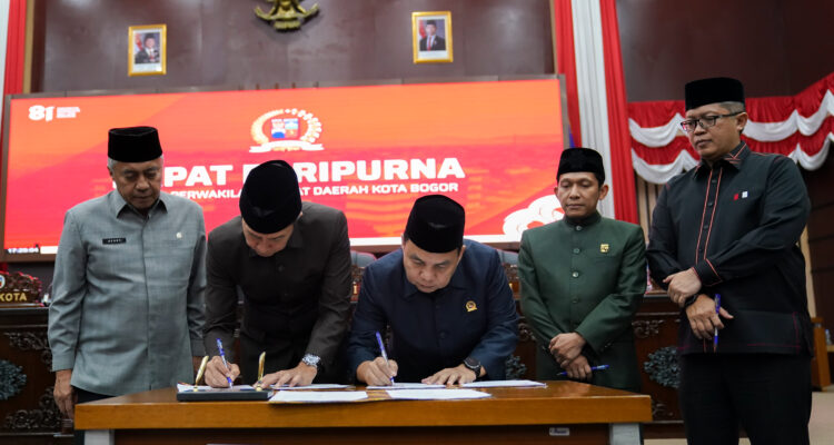 DPRD Kota Bogor bersama Pemerintah Kota (Pemkot) Bogor menyetujui Rancangan Peraturan Daerah (Raperda) tentang Pertanggungjawaban Pelaksanaan Anggaran Pendapatan dan Belanja Daerah (APBD) Tahun Anggaran (TA) 2025 dalam Rapat Paripurna yang digelar di Ruang Rapat Paripurna, Foto/Isitmewa