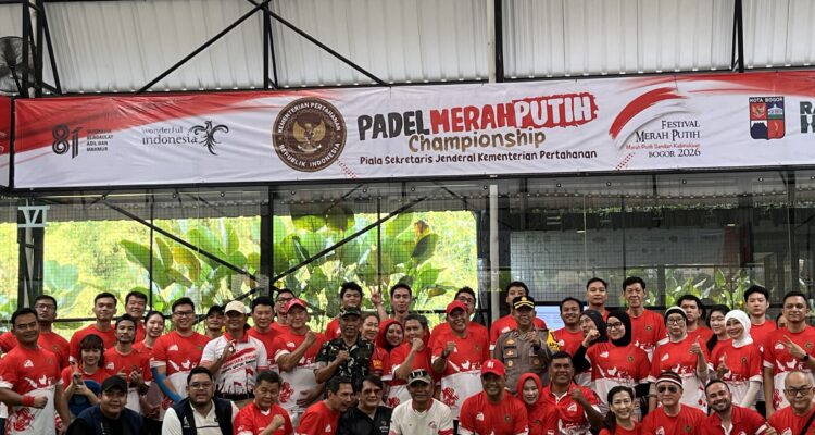 Foto bersama panitia Perlombaan Pasel Merah Putih Championship 2026 bersama Panitia, Foto/Adi Wirman