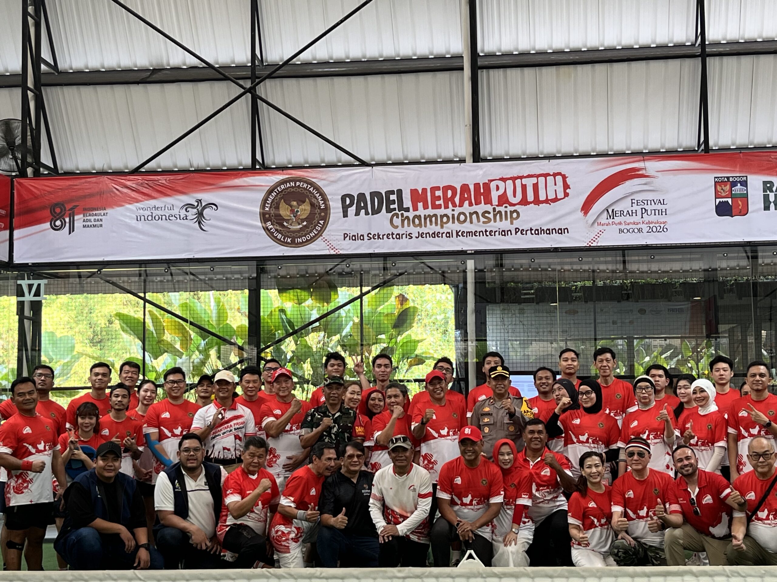 Foto bersama panitia Perlombaan Pasel Merah Putih Championship 2026 bersama Panitia, Foto/Adi Wirman