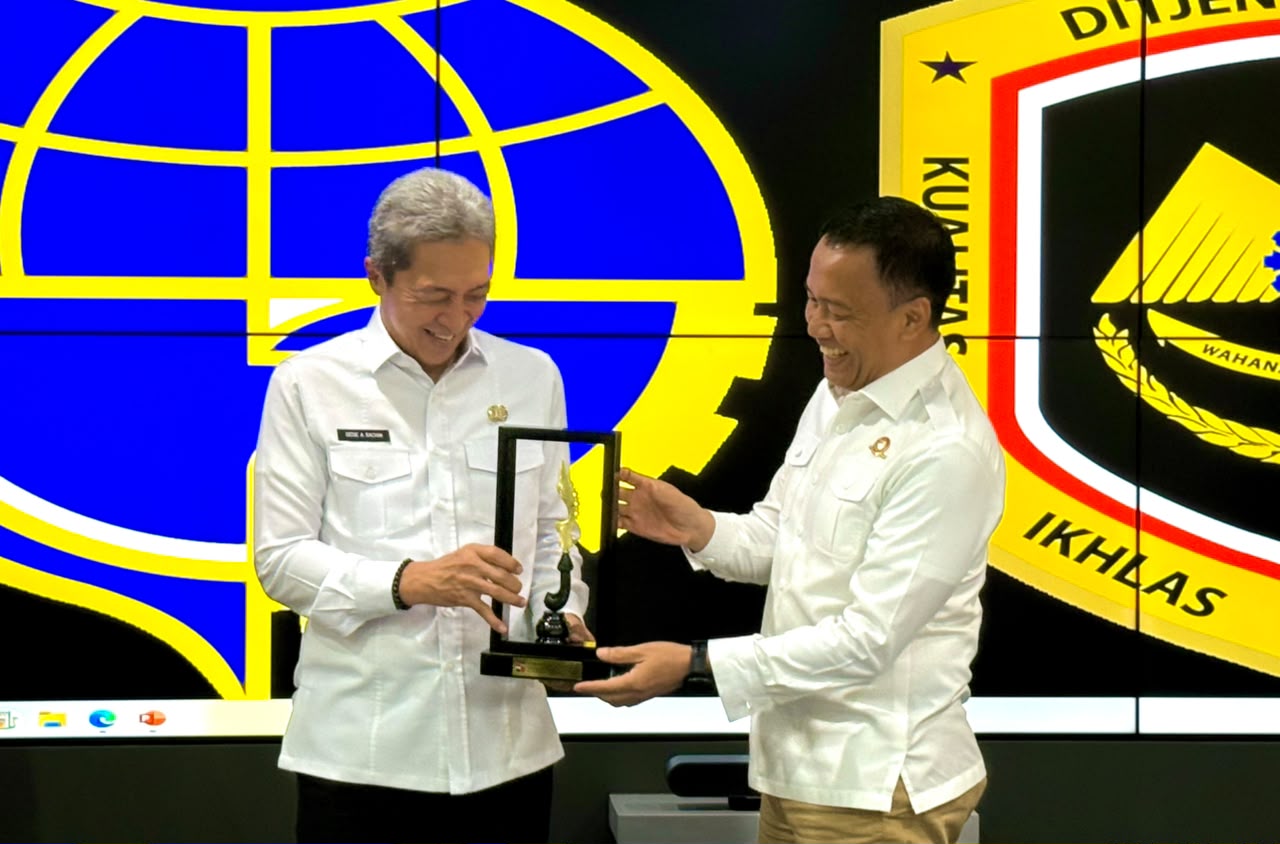 Wali Kota Bogor Dedie A. Rachim bersama Kemenhub, Foto/Diskominfo Kota Bogor