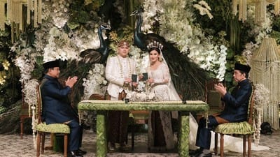 Presiden Prabowo Subianto dan Presiden ke-7 RI Joko Widodo (Jokowi) menghadiri prosesi akad nikah Rizky Irmansyah dengan Chika Yenalovi, Foto/Isitmewa