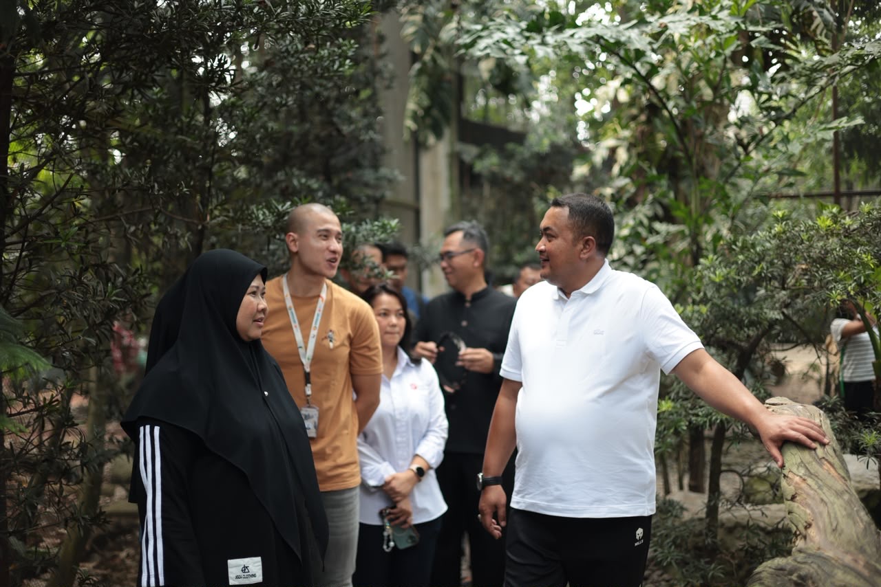 Bupati Bogor, Rudy Susmanto bersama tokoh artis, Foto/Diskominfo Kabupaten Bogor