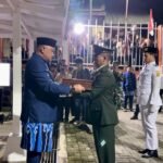 Bupati Bogor, Rudy Susmanto saat melakukan penjemputan bendera Pusaka di Malasari Nanggung Bogor, Foto/Diskominfo Kabupaten Bogor