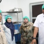 Rudy Susmanto meninjau langsung dapur Satuan Pelayanan Pemenuhan Gizi (SPPG) Kecamatan Klapanunggal Polres Bogor VI, Kabupaten Bogor, Foto/Diskominfo Kabupaten Bogor