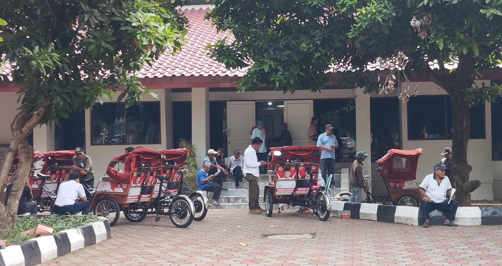 Bantuan Sepeda becak listrik oleh Pemerintah, Foto/Isitmewa
