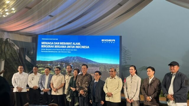 Sejumlah menteri dn Pejabat turut hadir di peresiman wisata alam yang baru diresmikan oleh Eiger NAture, Foto/Adi Witman